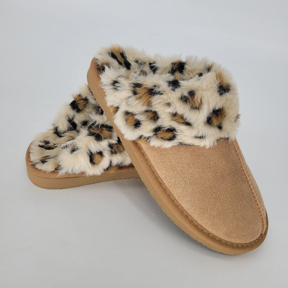 Minnetonka beige cheetah slip on faux fur slippers womens 7